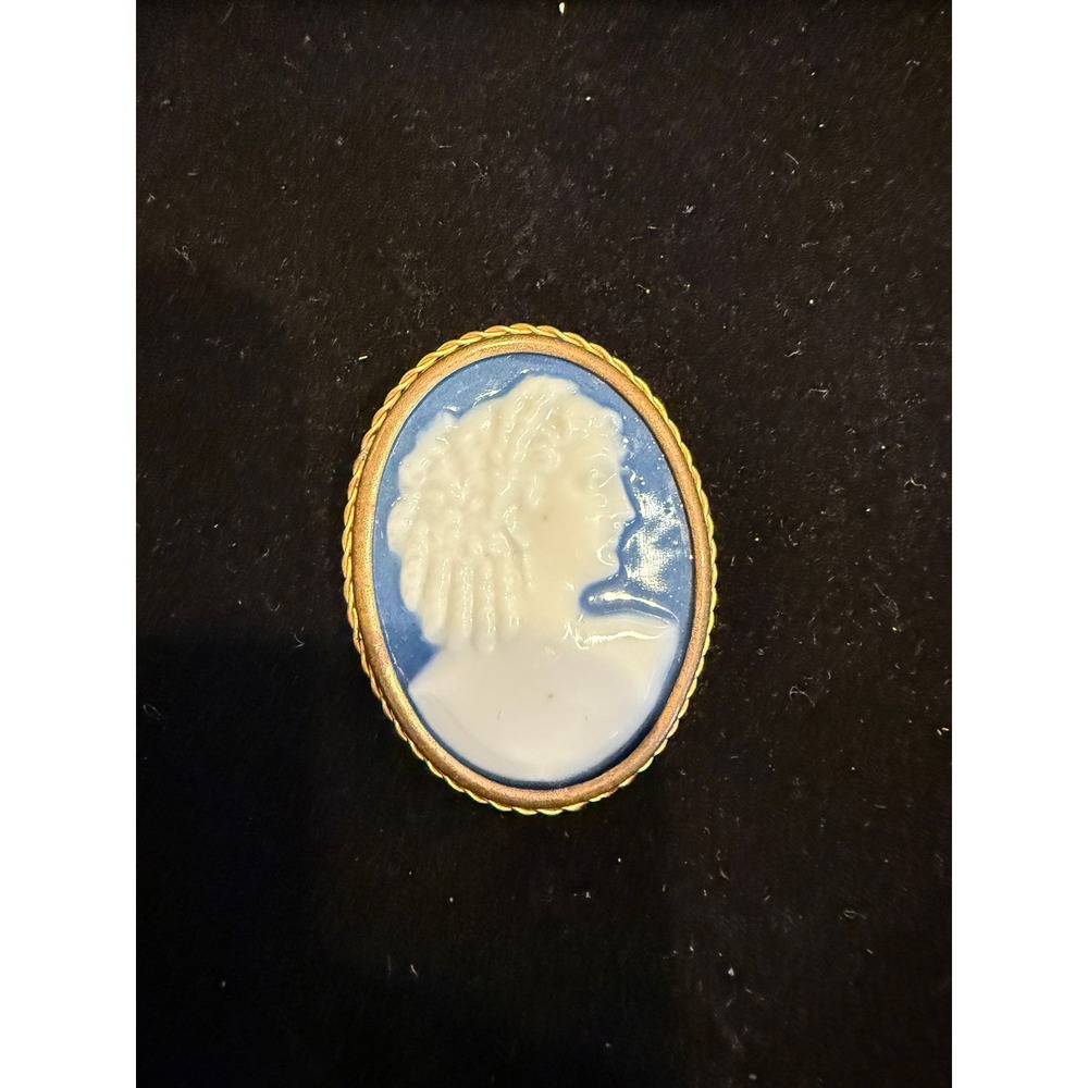 Vintage Limoges France Cameo Brooch-Blue & White Porcelain Gold-tone Frame